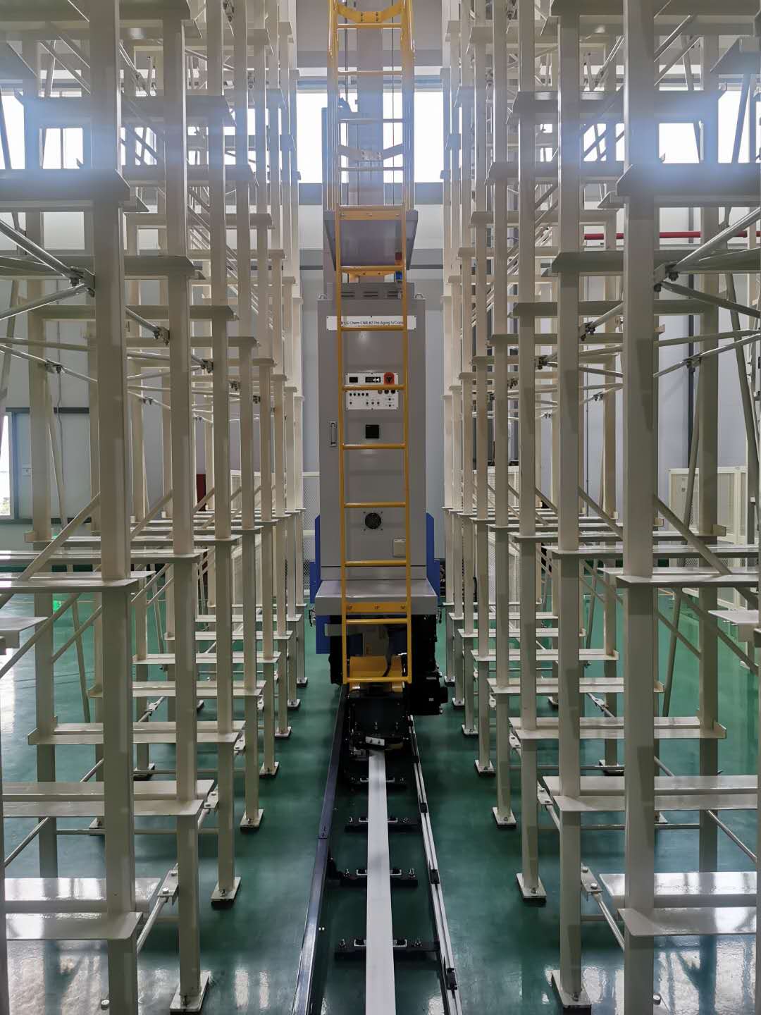 傳統的普通倉庫引入堆垛機,可行嗎?