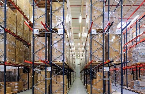 定制倉儲貨架:讓倉庫空間垂直利用 ,貨物 “有序存放“